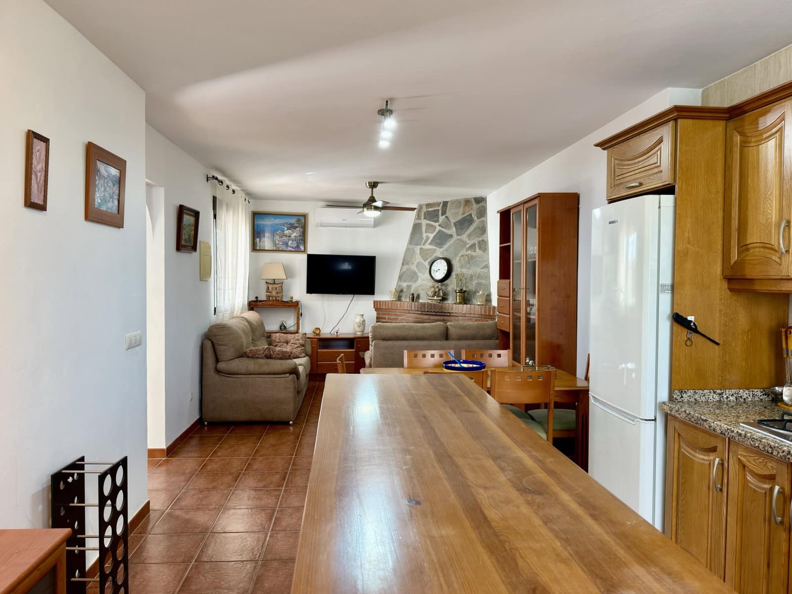 2 slaapkamer Finca/Landhuis te huur in Almunecar met zwembad garage - € 600 (Ref: 10091547)