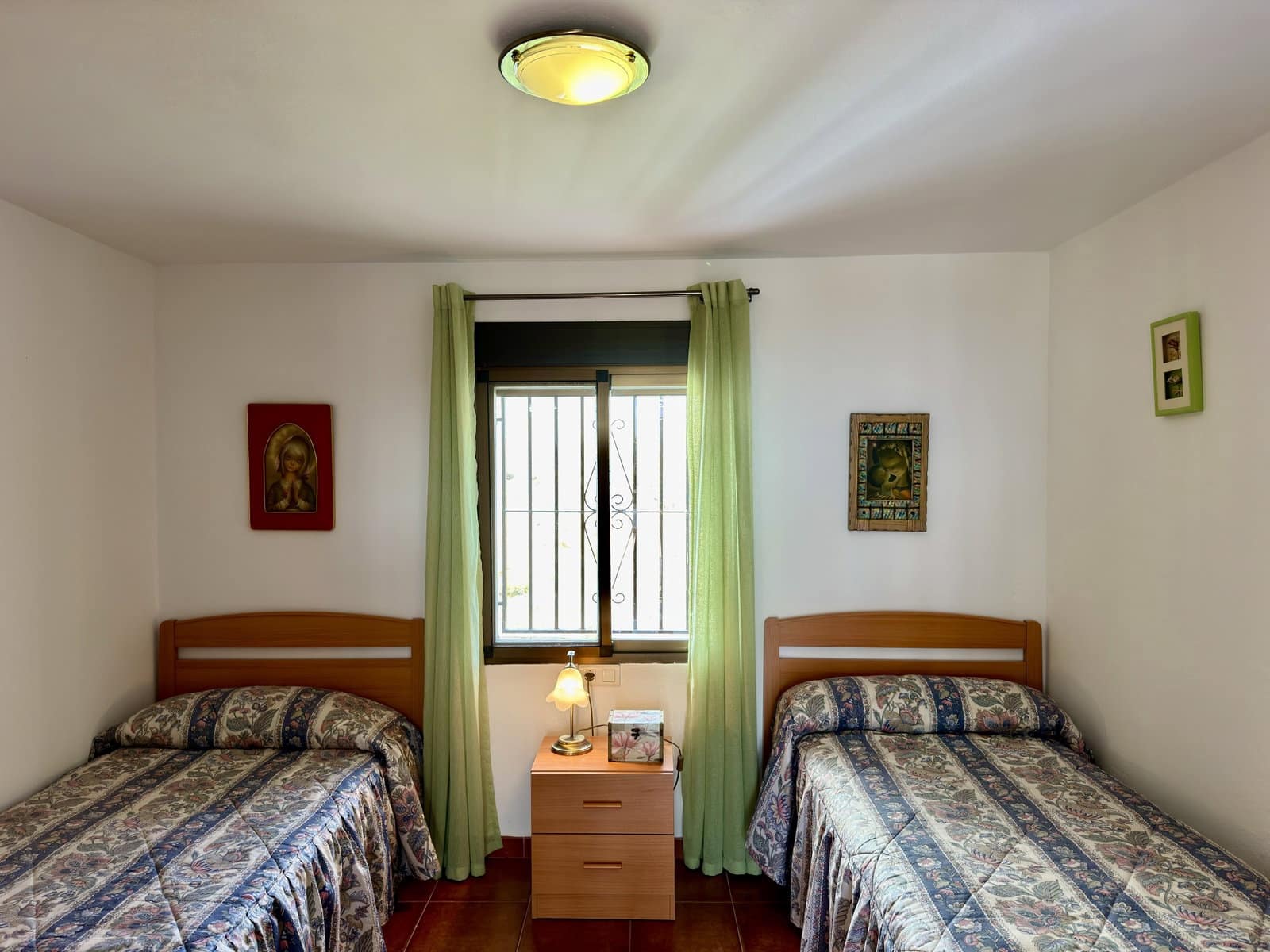 2 slaapkamer Finca/Landhuis te huur in Almunecar met zwembad garage - € 600 (Ref: 10091547)
