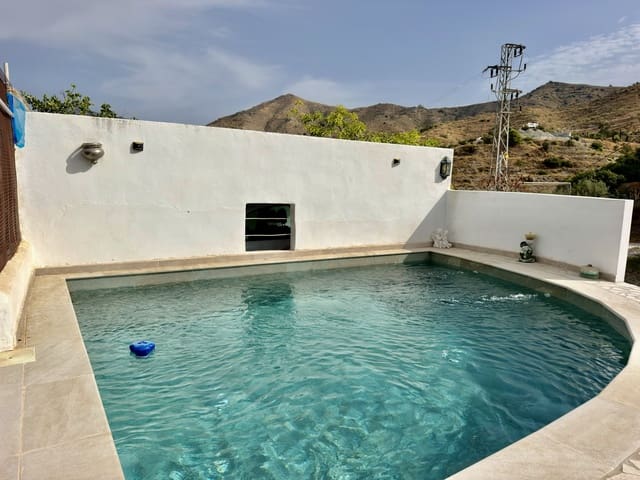 2 slaapkamer Finca/Landhuis te huur in Almuñécar met zwembad garage - € 600 (Ref: 10091547)