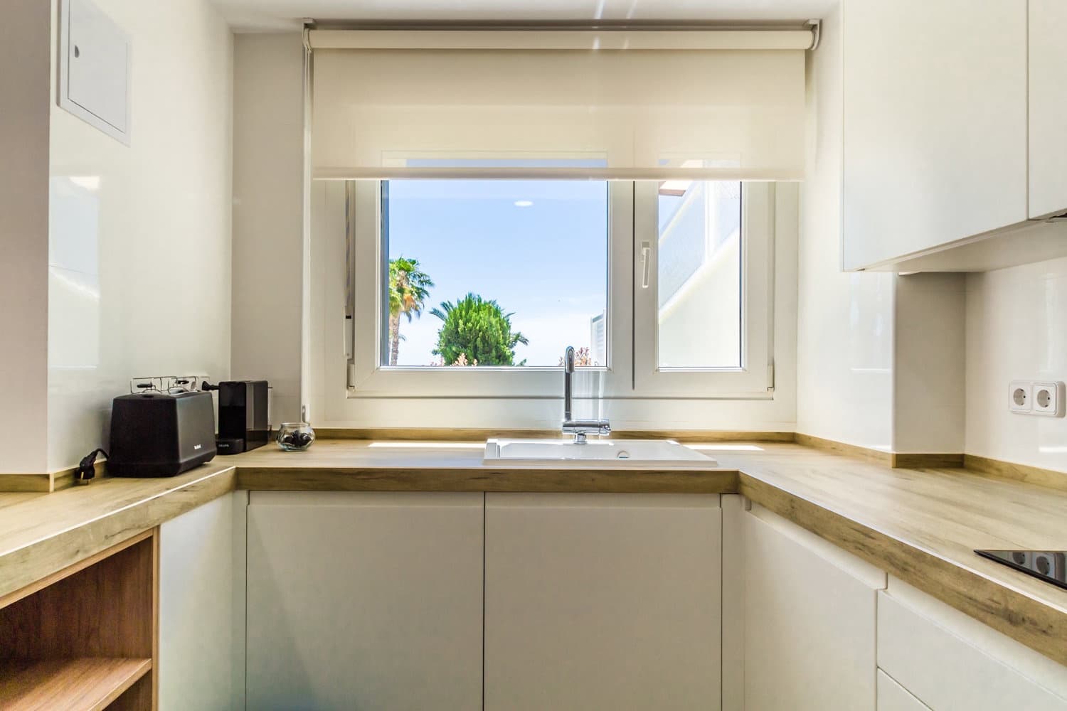 3 slaapkamer Finca/Landhuis te huur in Almunecar met zwembad garage - € 1.560 (Ref: 10091548)