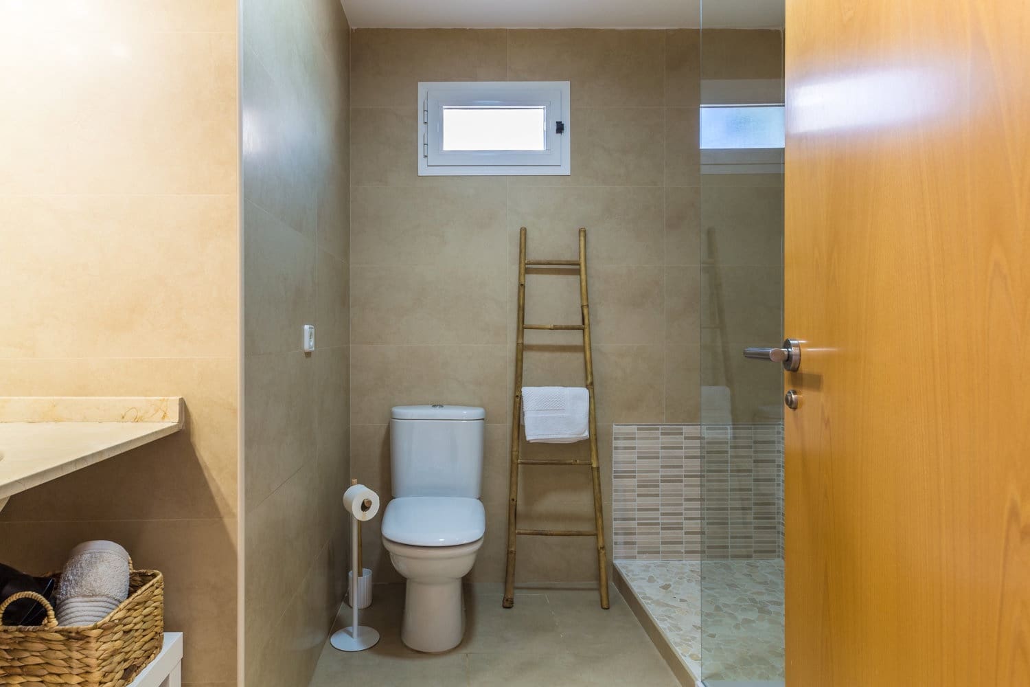 3 slaapkamer Finca/Landhuis te huur in Almunecar met zwembad garage - € 1.560 (Ref: 10091548)