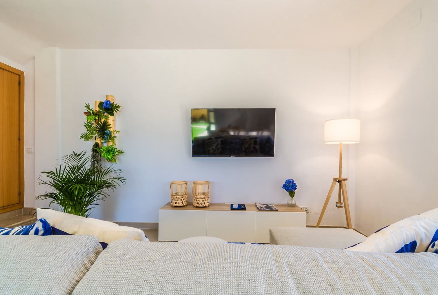 3 slaapkamer Finca/Landhuis te huur in Almunecar met zwembad garage - € 1.560 (Ref: 10091548)