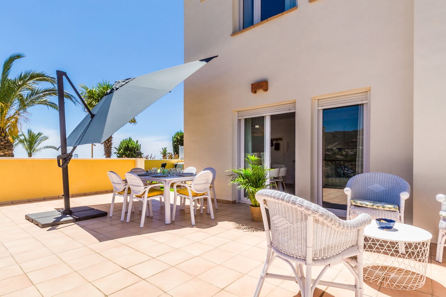 3 slaapkamer Finca/Landhuis te huur in Almunecar met zwembad garage - € 1.560 (Ref: 10091548)