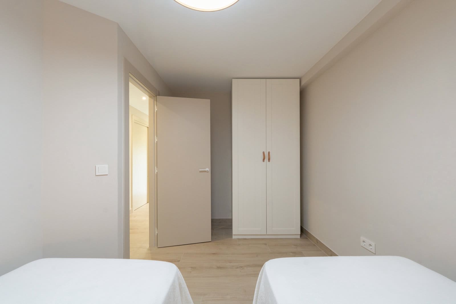 3 bedroom Apartment for rent in Almunecar with pool - € 1,000 (Ref: 10110350)