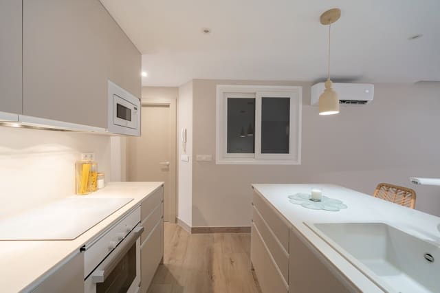3 makuuhuone Huoneisto vuokrattavana paikassa Almuñécar mukana uima-altaan - 1 000 € (Ref: 10110350)