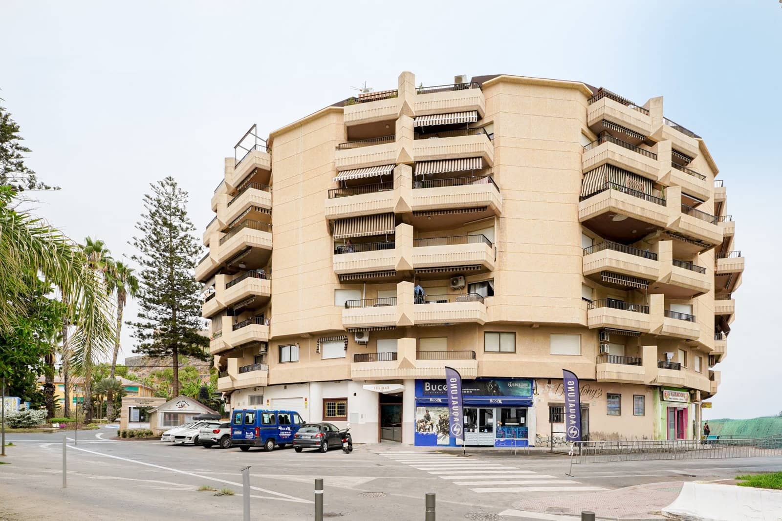 3 bedroom Apartment for rent in Almunecar with pool - € 1,000 (Ref: 10110350)