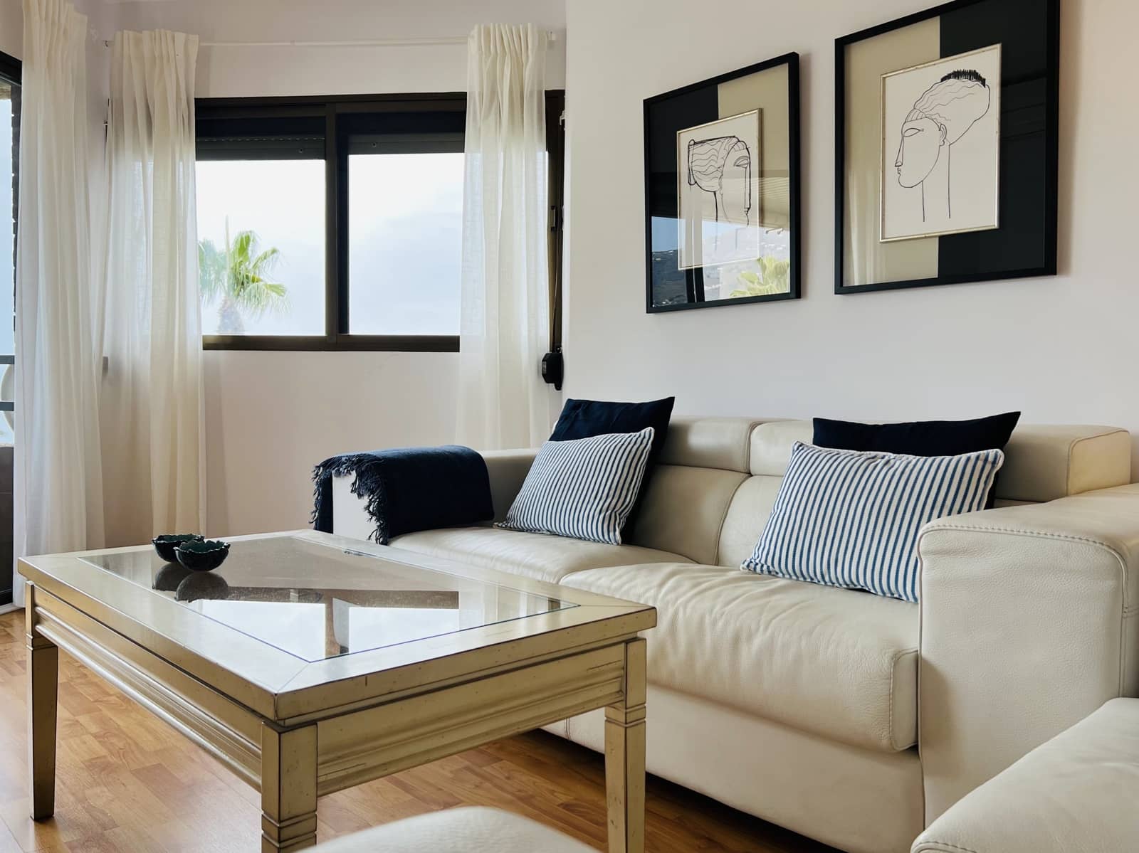 Appartement de 3 chambres à louer à Almunecar avec piscine garage - 850 € (Ref: 5884185)