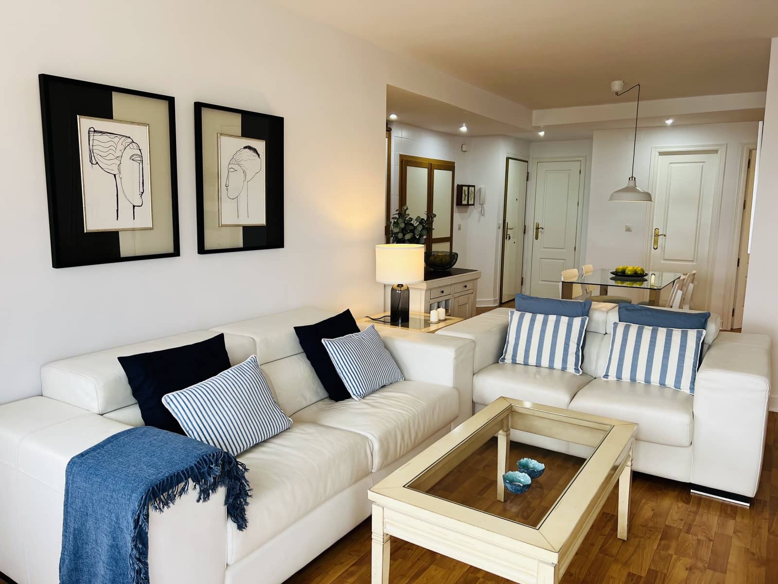 Appartement de 3 chambres à louer à Almunecar avec piscine garage - 850 € (Ref: 5884185)