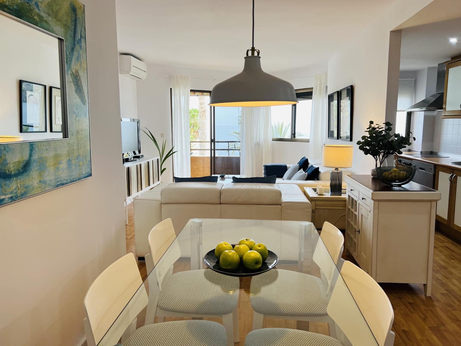 Appartement de 3 chambres à louer à Almunecar avec piscine garage - 850 € (Ref: 5884185)