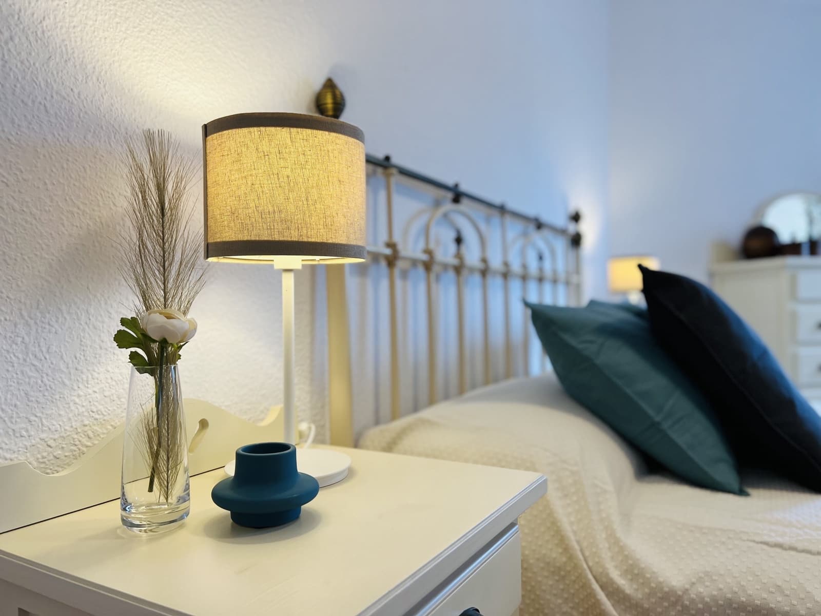 Appartement de 3 chambres à louer à Almunecar avec piscine garage - 850 € (Ref: 5884185)