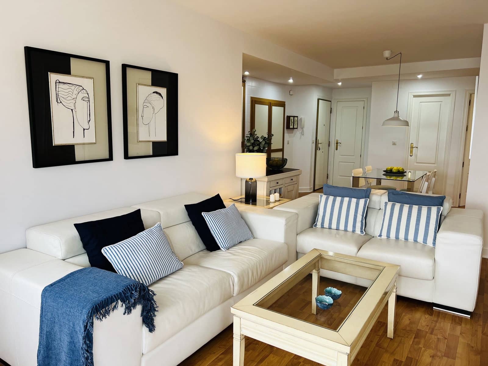 Appartement de 3 chambres à louer à Almunecar avec piscine garage - 850 € (Ref: 5884185)
