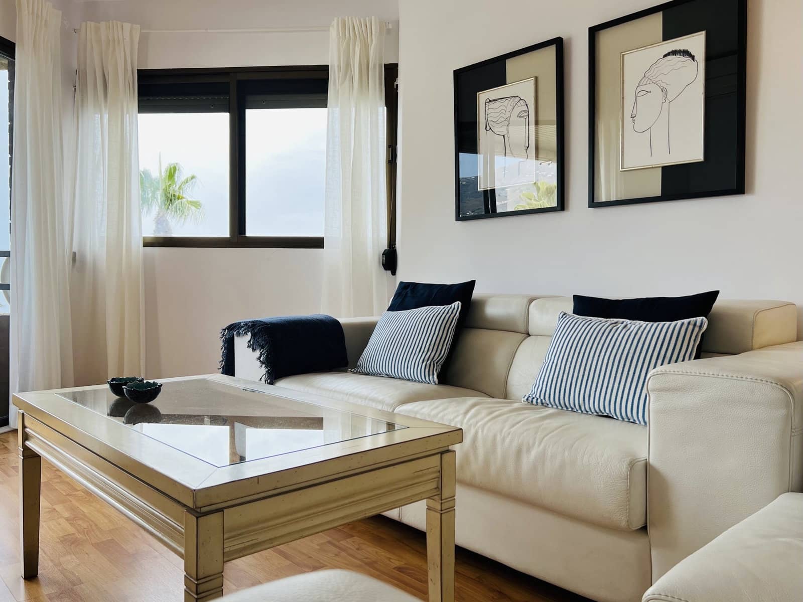Appartement de 3 chambres à louer à Almunecar avec piscine garage - 850 € (Ref: 5884185)