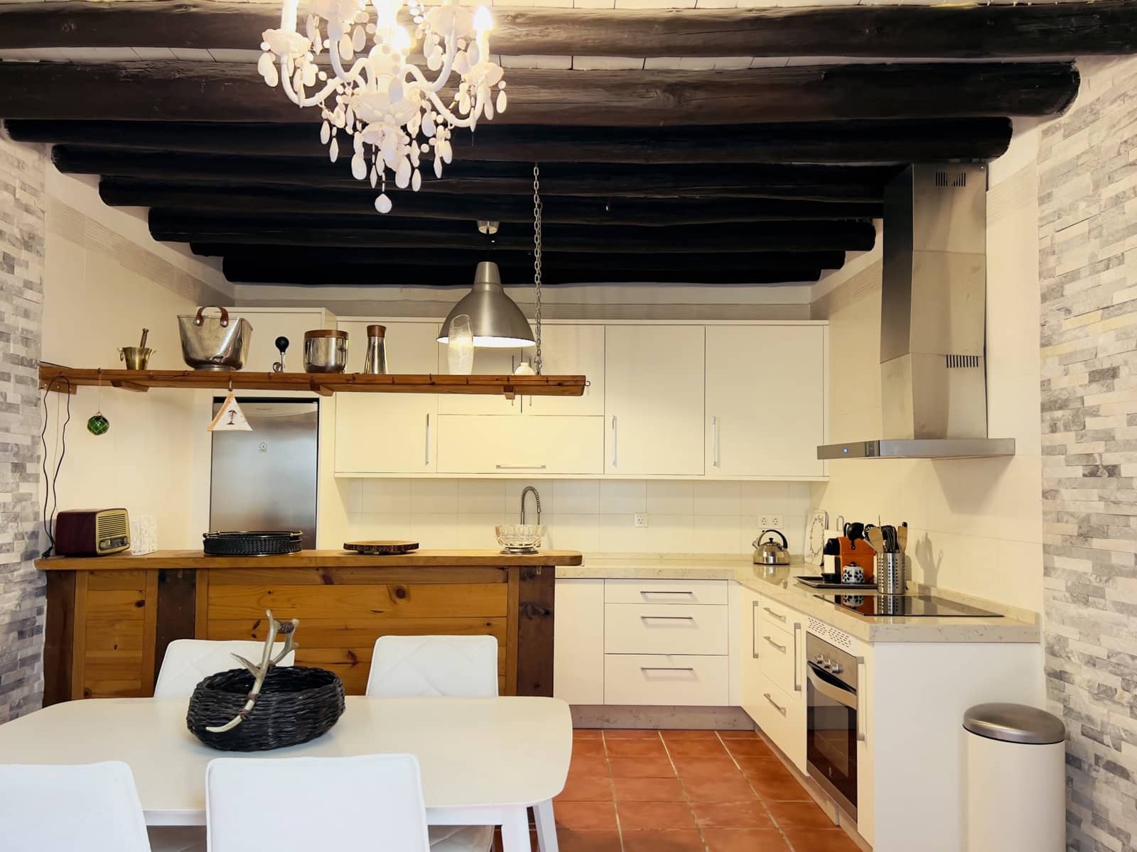 2 bedroom Townhouse for rent in Almunecar - € 950 (Ref: 5884188)