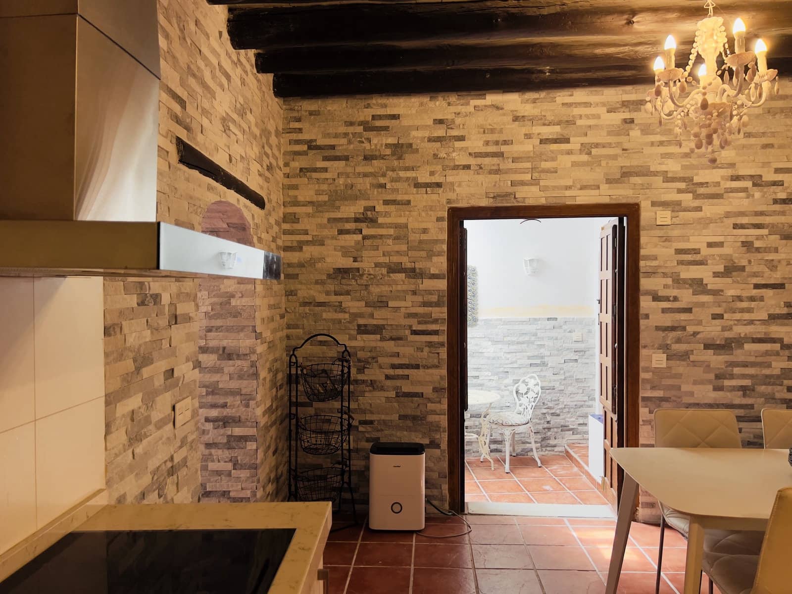 2 bedroom Townhouse for rent in Almunecar - € 950 (Ref: 5884188)