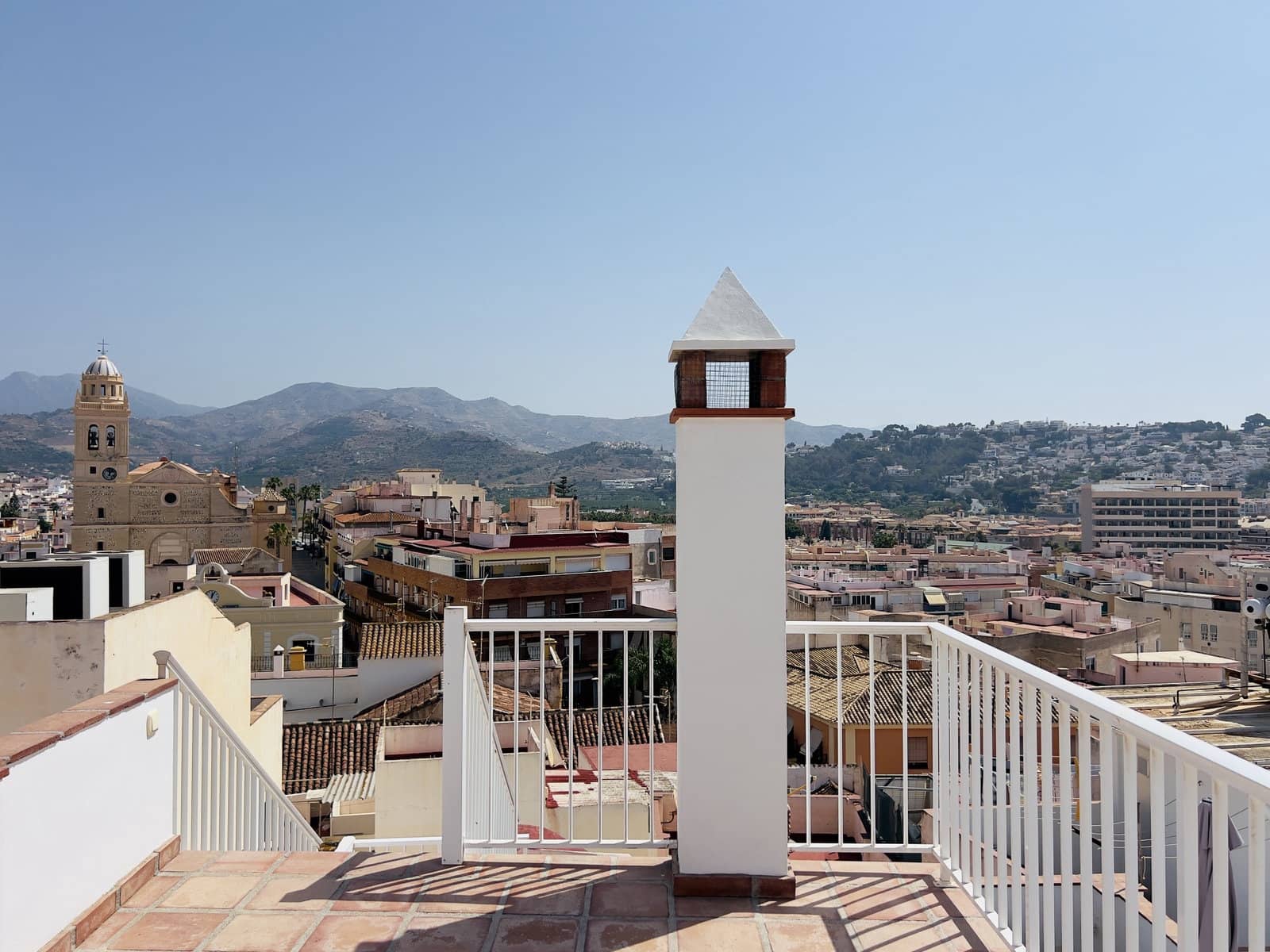 2 bedroom Townhouse for rent in Almunecar - € 950 (Ref: 5884188)