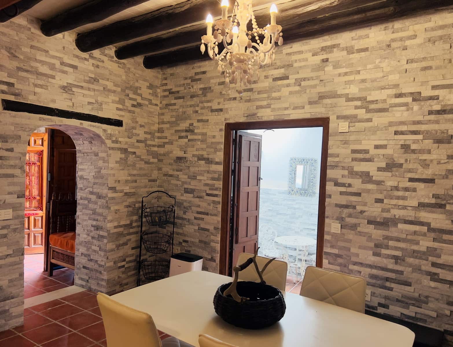 2 bedroom Townhouse for rent in Almunecar - € 950 (Ref: 5884188)