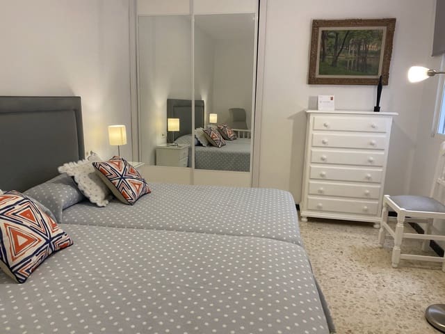 2 bedroom Apartment for rent in Almuñécar - € 1,010 (Ref: 5945583)