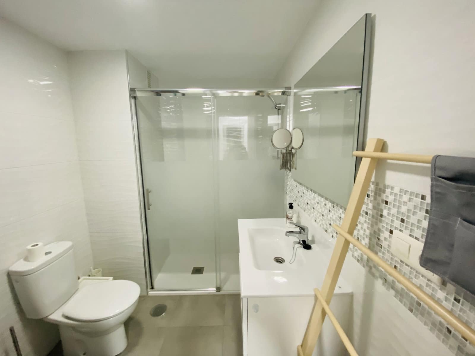 2 bedroom Apartment for rent in Almunecar with pool - € 950 (Ref: 5985848)