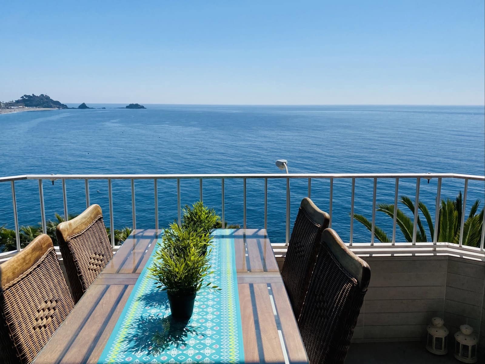 2 bedroom Apartment for rent in Almunecar with pool - € 950 (Ref: 5985848)