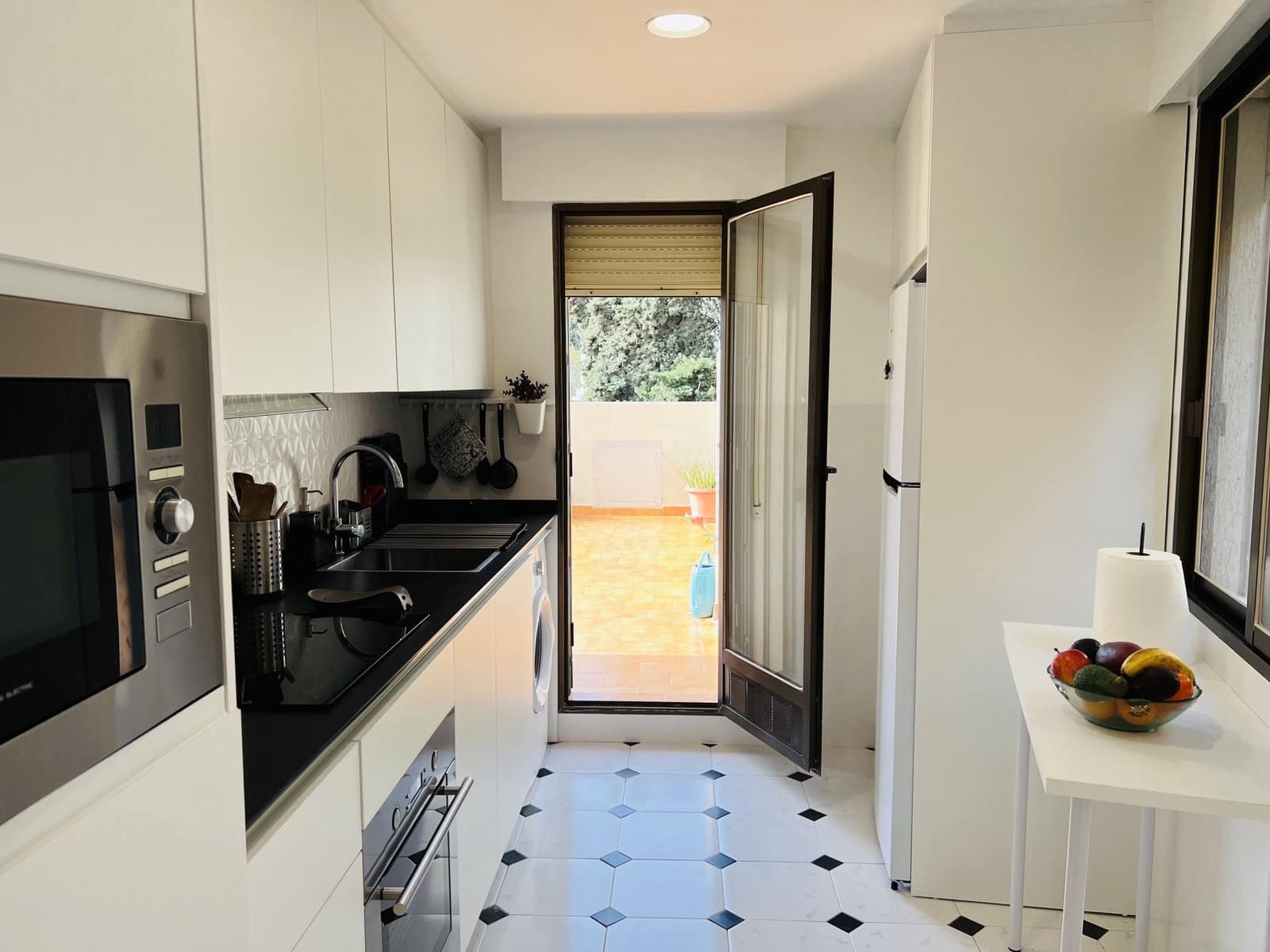 2 bedroom Apartment for rent in Almunecar - € 700 (Ref: 6625044)
