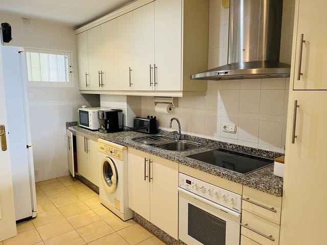 2 bedroom Apartment for rent in Almuñécar - € 1,000 (Ref: 6768064)