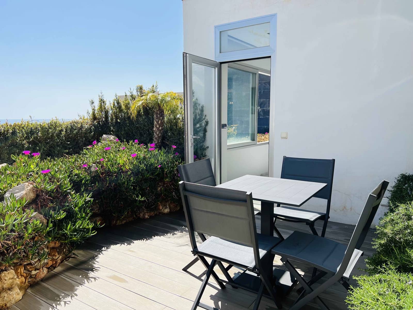 1 bedroom Apartment for rent in La Herradura with garage - € 1,000 (Ref: 6980966)