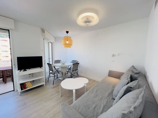 2 soverom Leilighet til leie i Almuñécar med svømmebasseng - € 775 (Ref: 7092265)