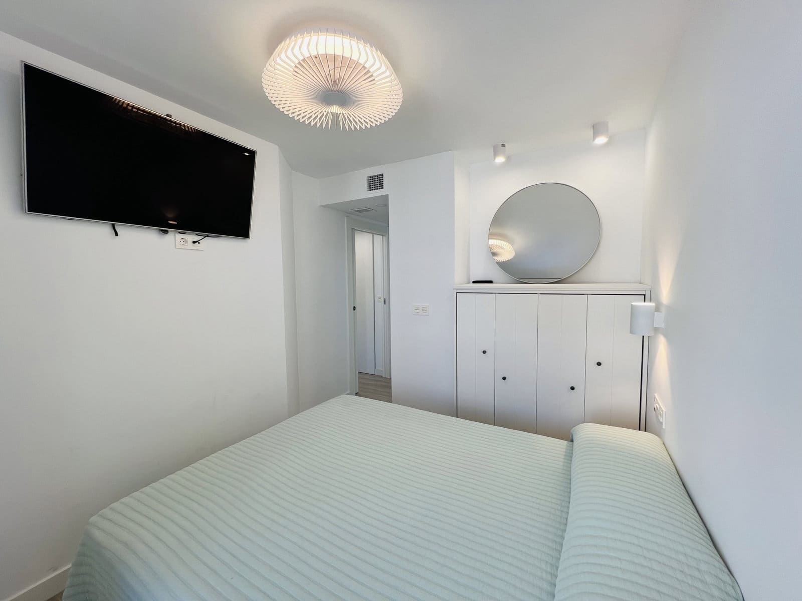 2 Zimmer Apartment zu vermieten in Almunecar mit Pool - 775 € (Ref: 7092265)