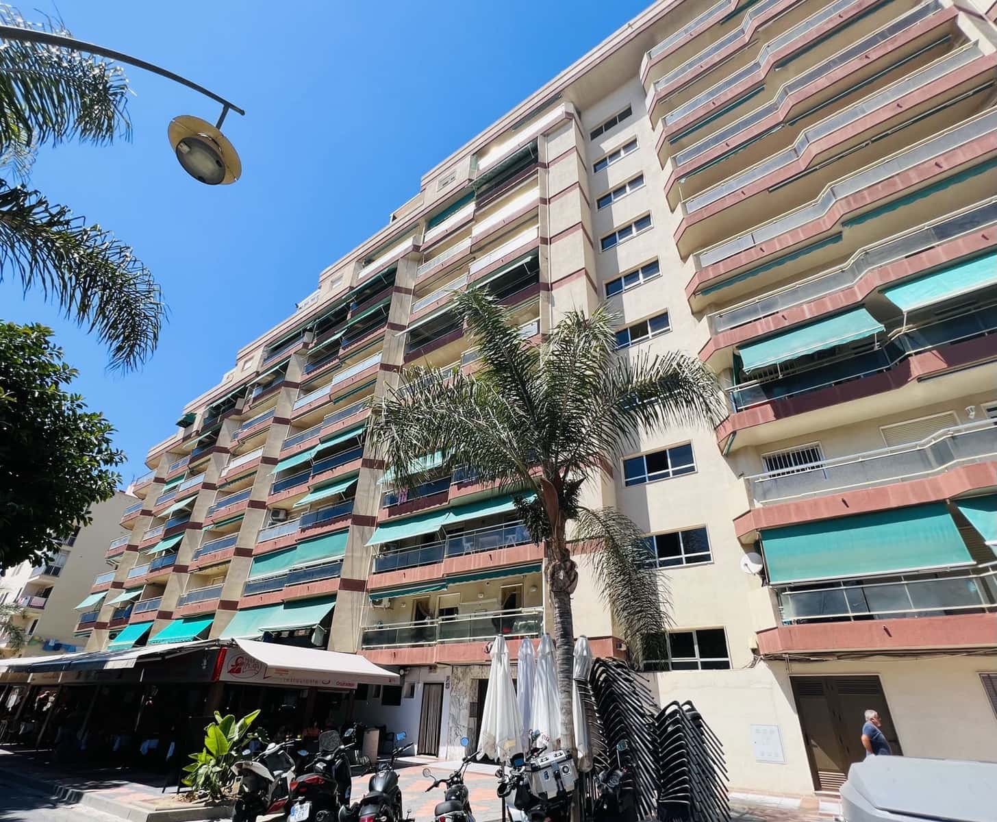 2 Zimmer Apartment zu vermieten in Almunecar mit Pool - 775 € (Ref: 7092265)