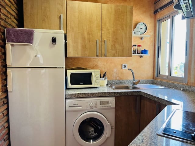 1 soverom Leilighet til leie i Almuñécar med svømmebasseng - € 575 (Ref: 7315075)