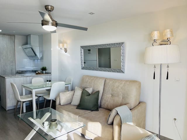 1 sovrum Lägenhet att hyra i Almuñécar med pool - 750 € (Ref: 7942174)