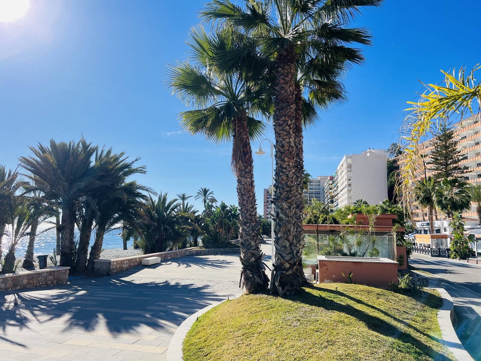 3 sovrum Lägenhet att hyra i Almunecar med pool garage - 820 € (Ref: 7987139)