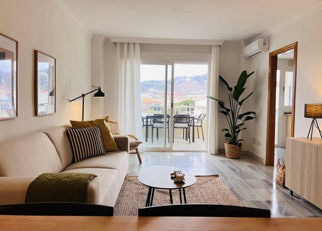 Apartamento de 2 habitaciones en Almuñécar en alquiler con piscina - 825 € (Ref: 8103368)