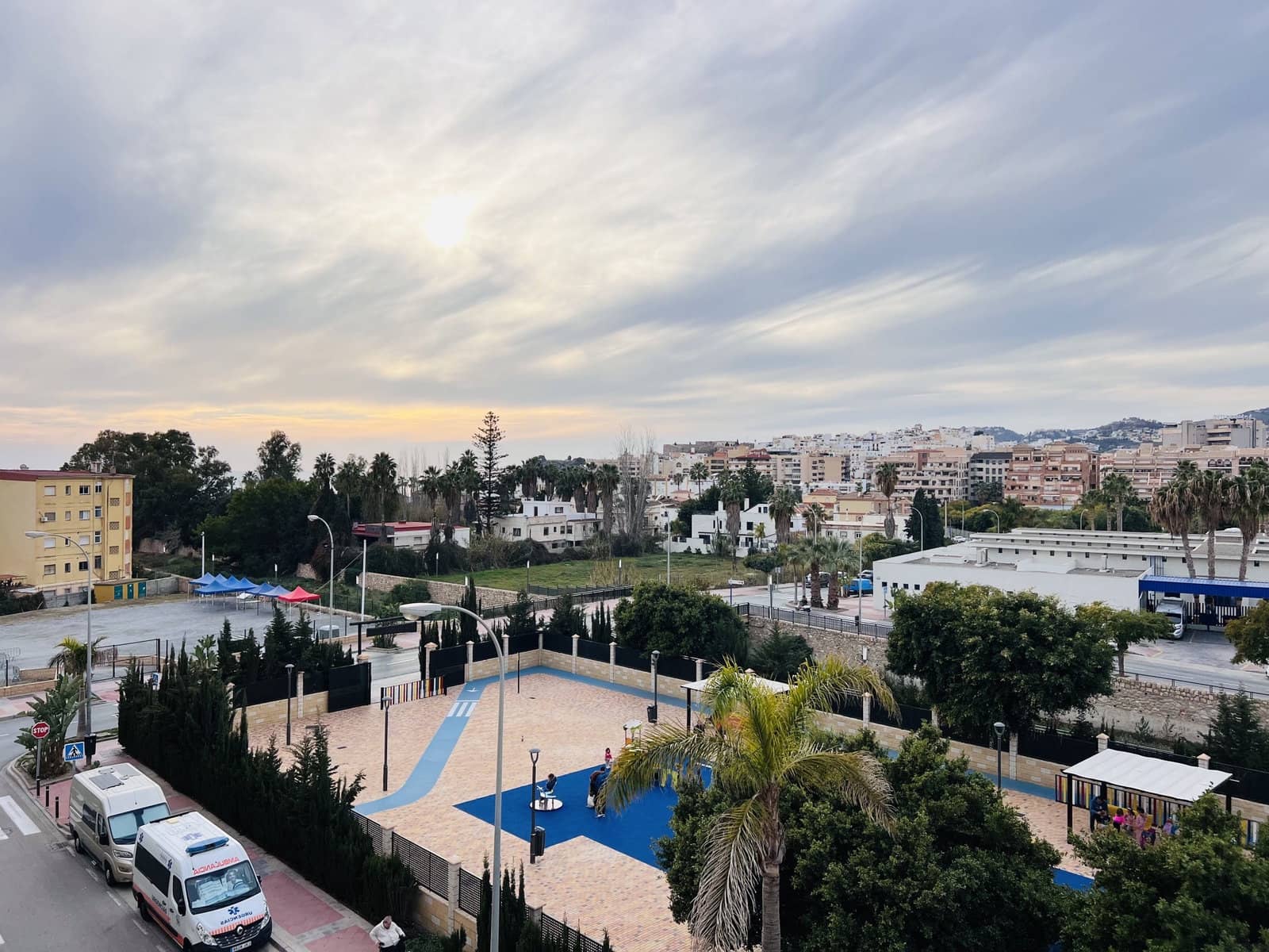 Apartamento de 2 habitaciones en Almuñécar en alquiler con piscina - 825 € (Ref: 8103368)