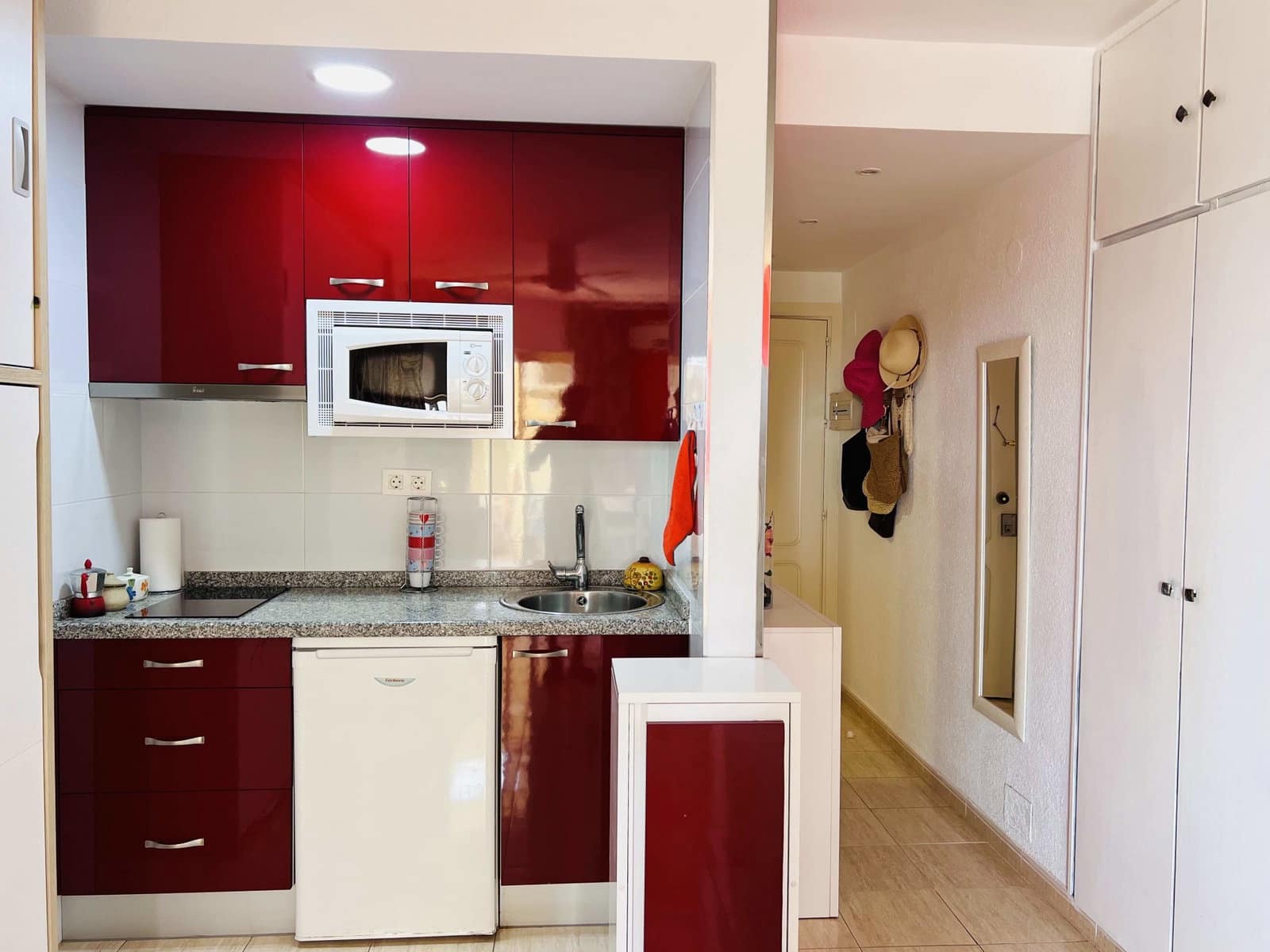 Apartment for rent in Almunecar with pool - € 575 (Ref: 8510754)
