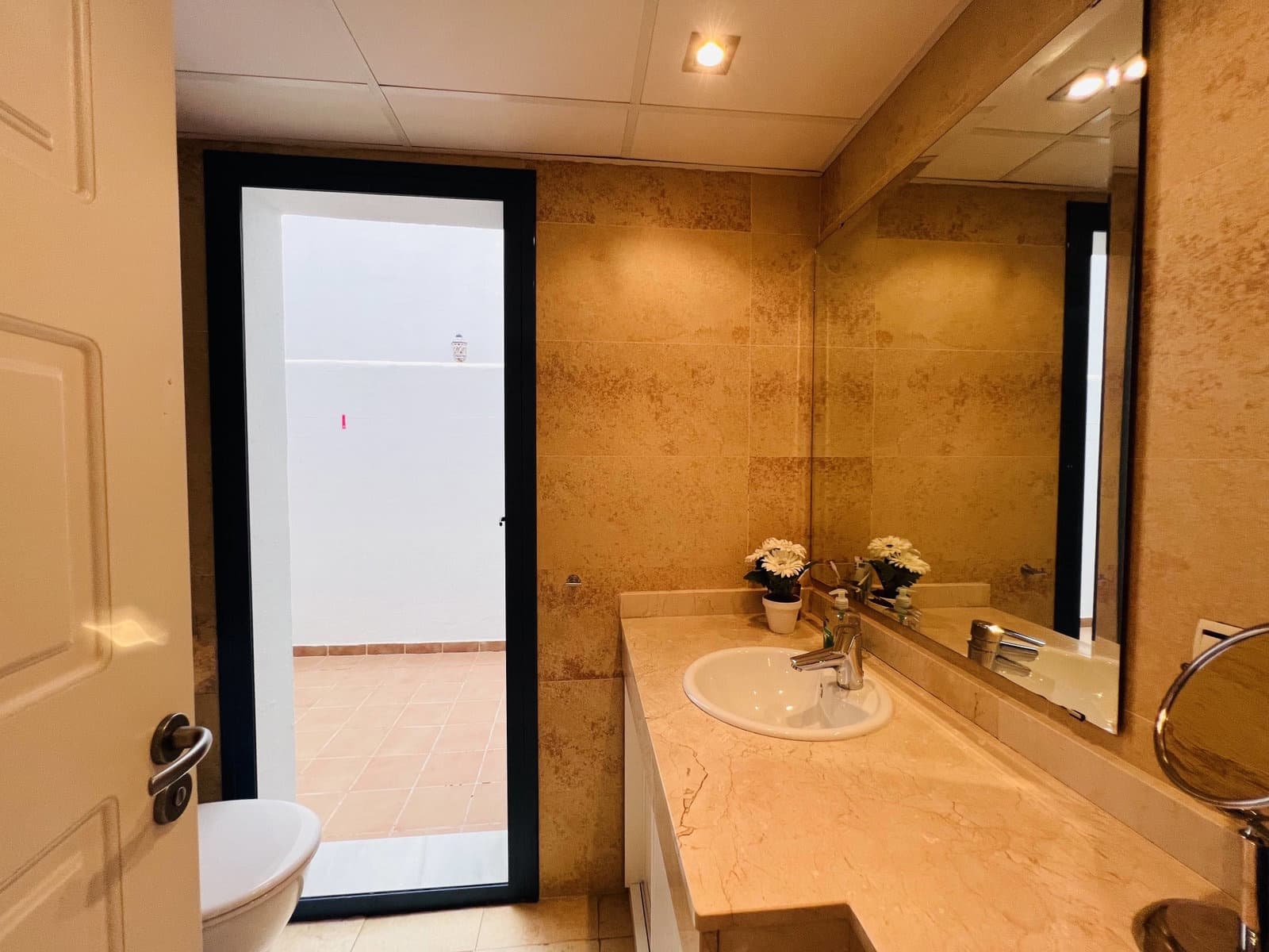2 bedroom Apartment for rent in Almunecar with pool garage - € 875 (Ref: 8551739)