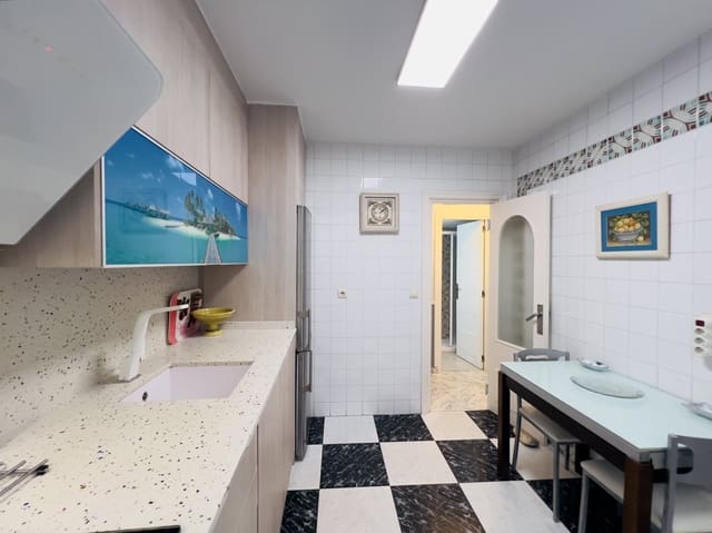 3 makuuhuone Huoneisto vuokrattavana paikassa Almuñécar - 750 € (Ref: 8640226)