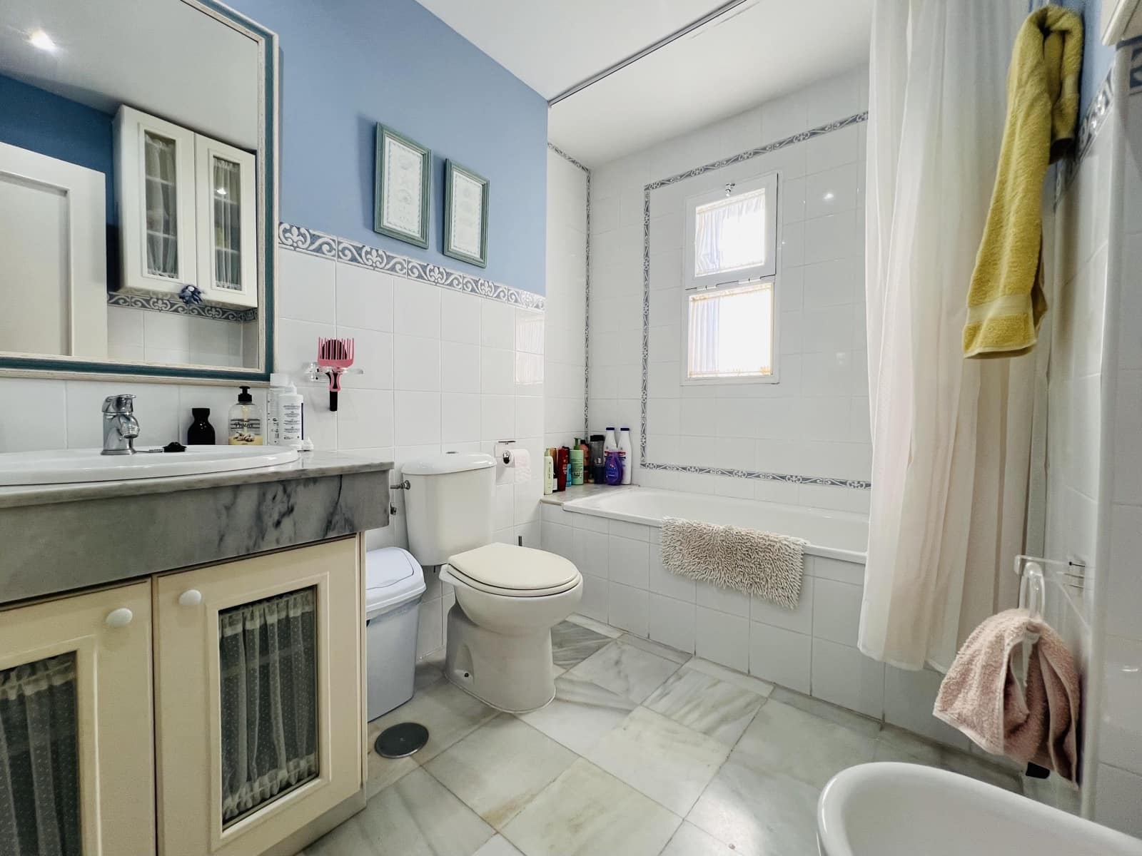 2 soveværelse Byhus til leje i Almunecar med swimmingpool garage - € 875 (Ref: 8769385)