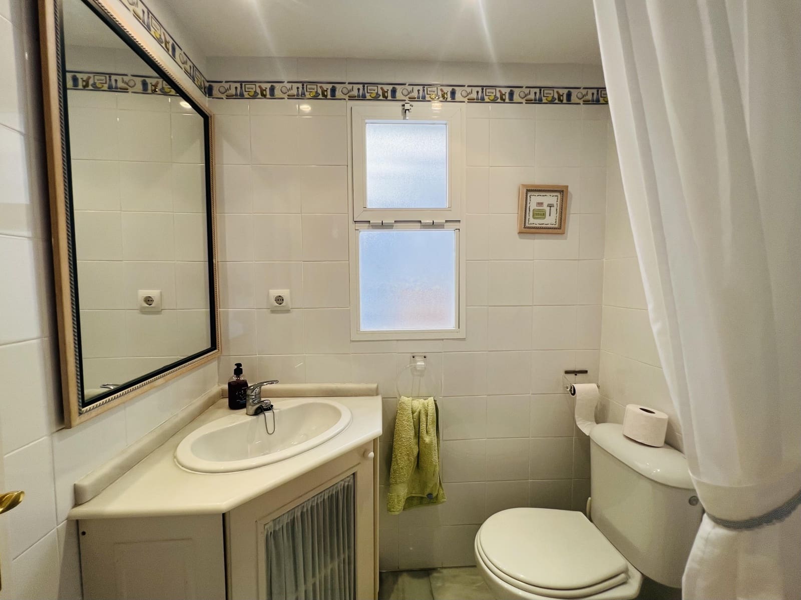 2 soveværelse Byhus til leje i Almunecar med swimmingpool garage - € 875 (Ref: 8769385)