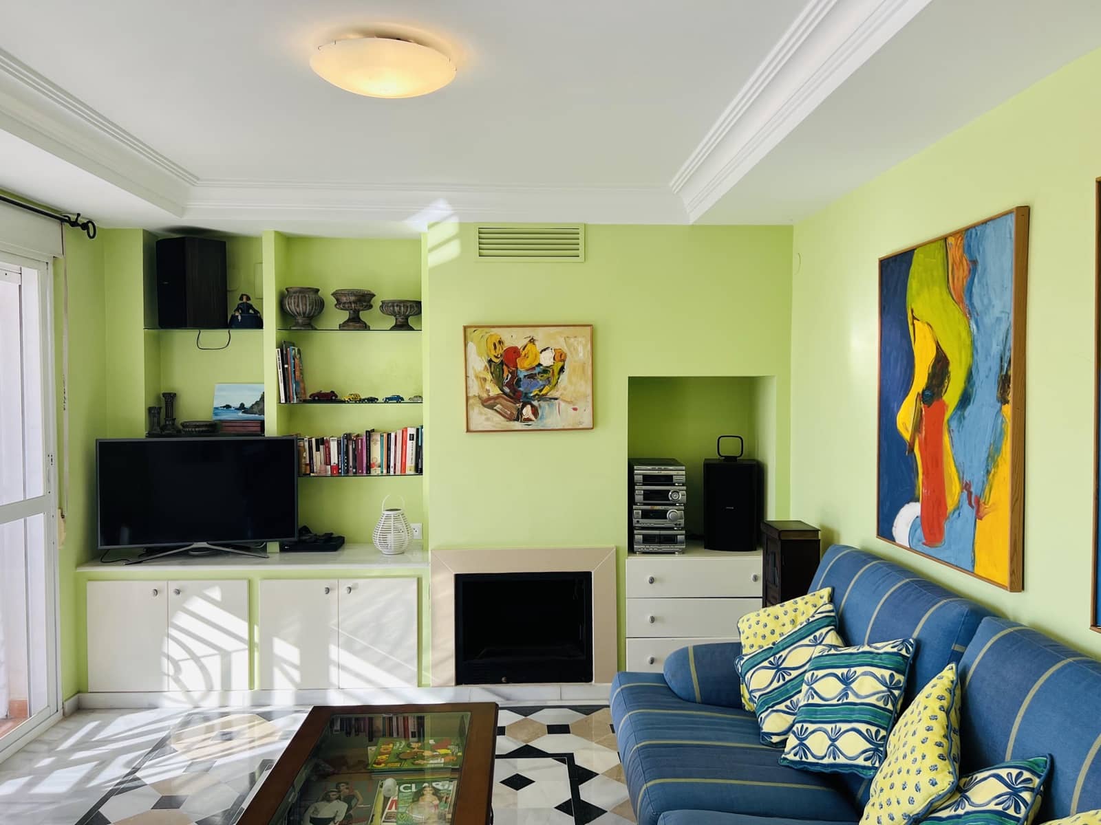 2 soveværelse Byhus til leje i Almunecar med swimmingpool garage - € 875 (Ref: 8769385)