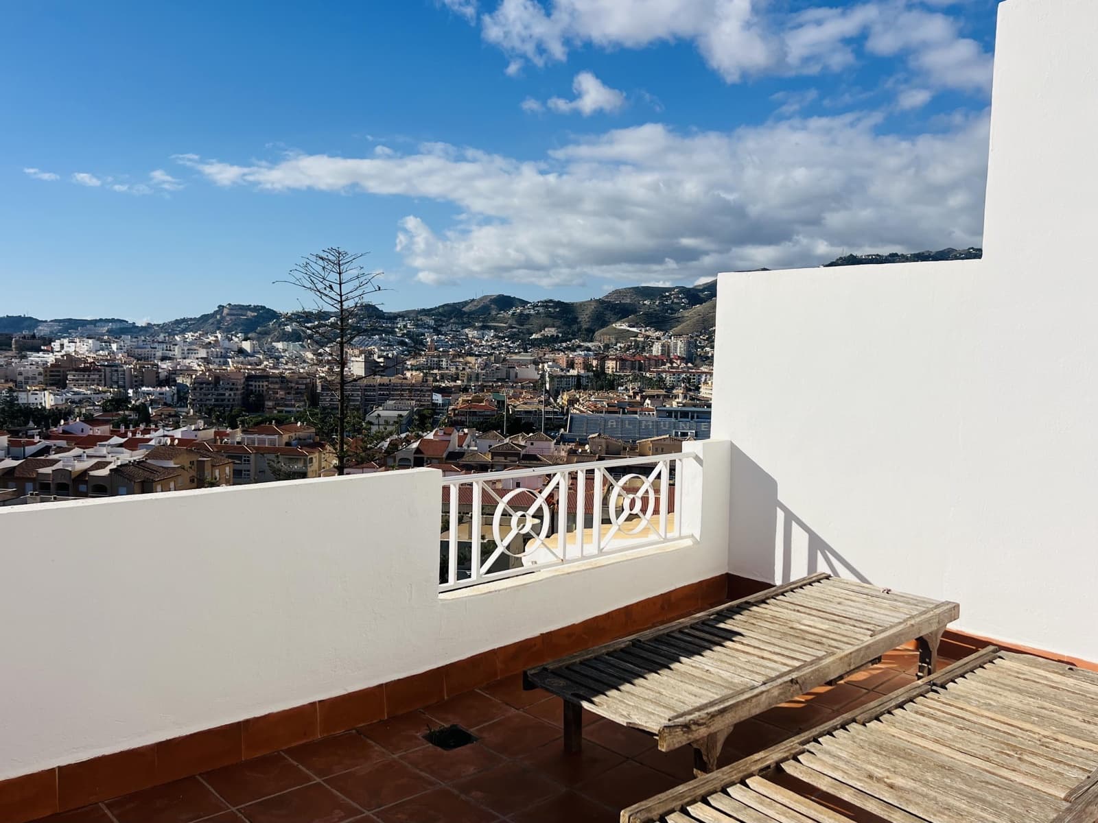 2 soveværelse Byhus til leje i Almunecar med swimmingpool garage - € 875 (Ref: 8769385)