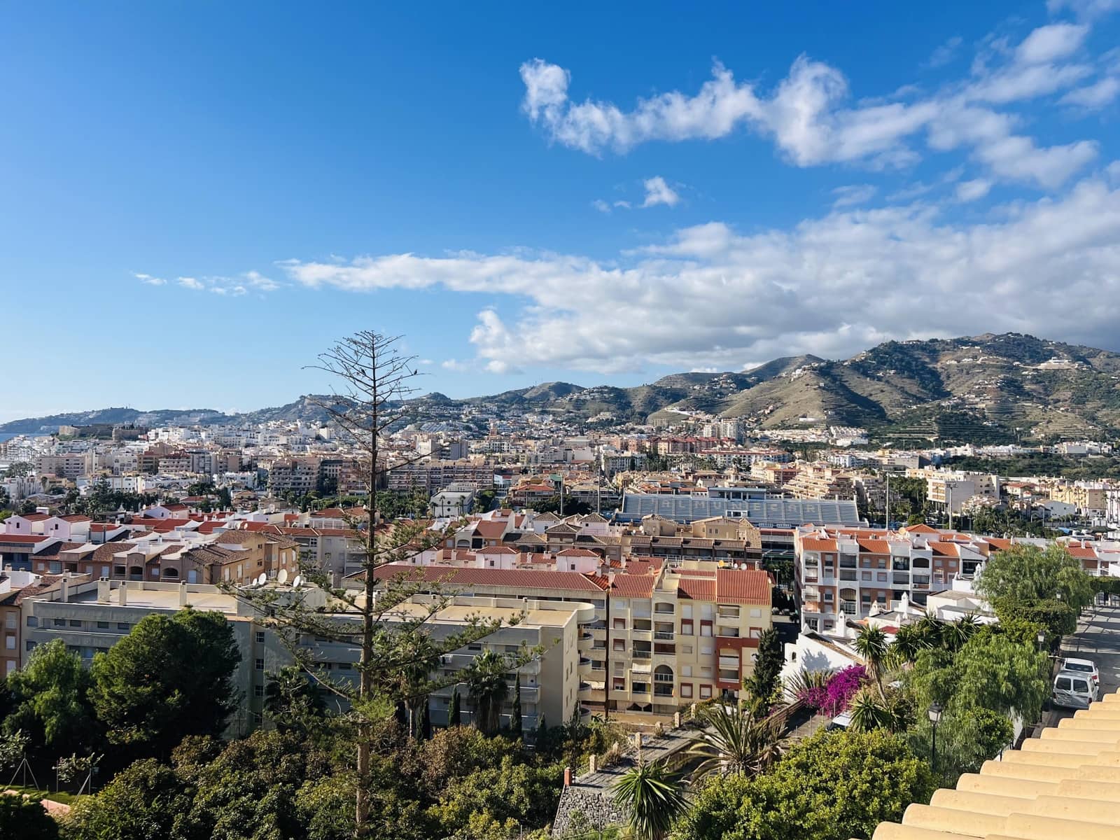 2 soveværelse Byhus til leje i Almunecar med swimmingpool garage - € 875 (Ref: 8769385)