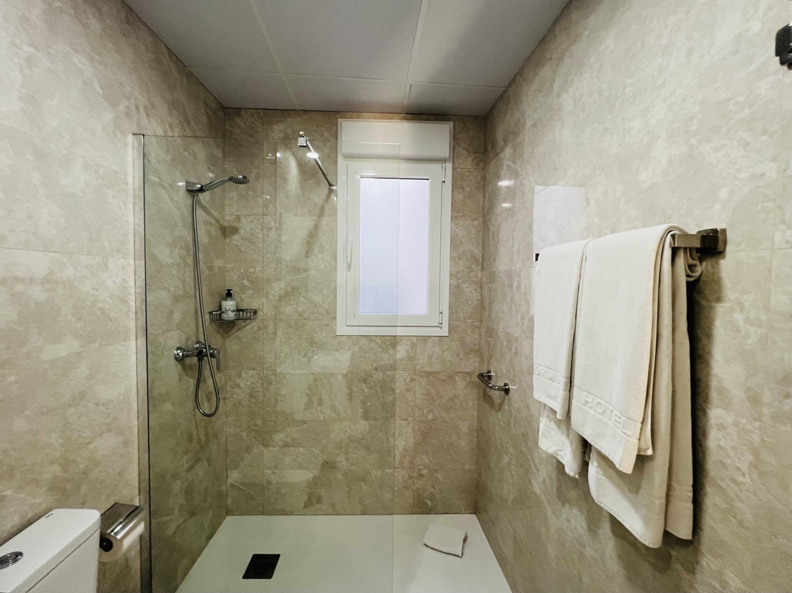 1 soveværelse Lejlighed til leje i Almunecar - € 650 (Ref: 8774671)