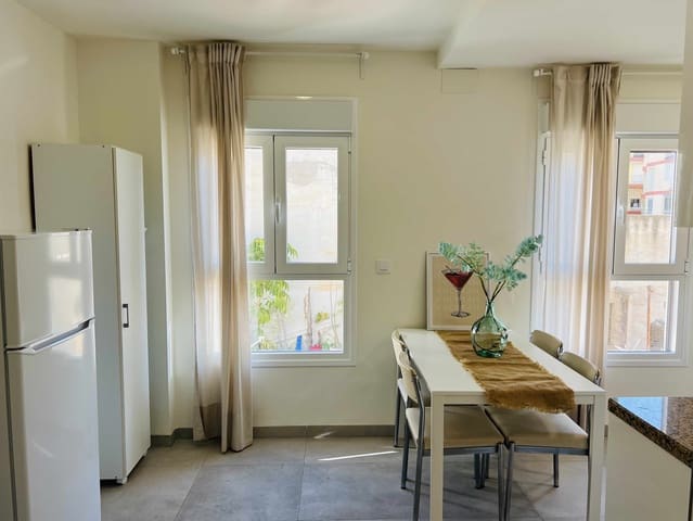 1 soveværelse Lejlighed til leje i Almuñécar - € 650 (Ref: 8774671)