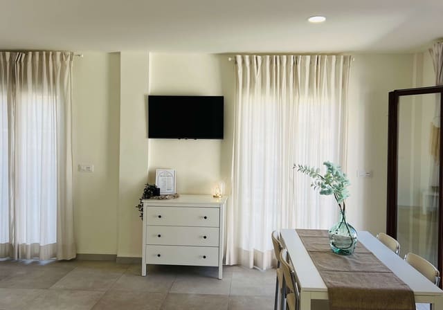 1 soveværelse Lejlighed til leje i Almuñécar - € 750 (Ref: 8774672)