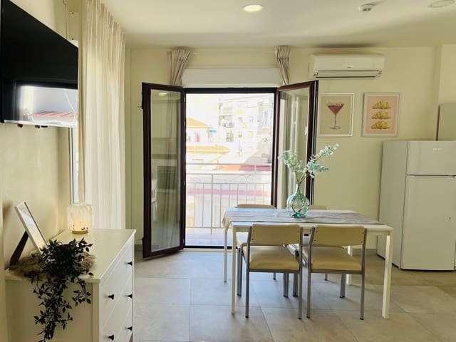 1 soveværelse Lejlighed til leje i Almuñécar - € 750 (Ref: 8774672)