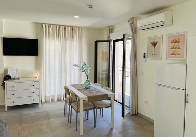 1 soveværelse Lejlighed til leje i Almuñécar - € 750 (Ref: 8774672)