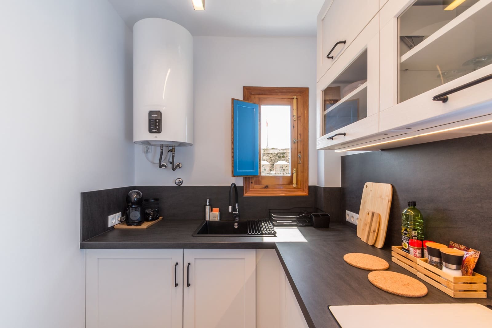 3 soveværelse Byhus til leje i Almunecar - € 875 (Ref: 8923271)