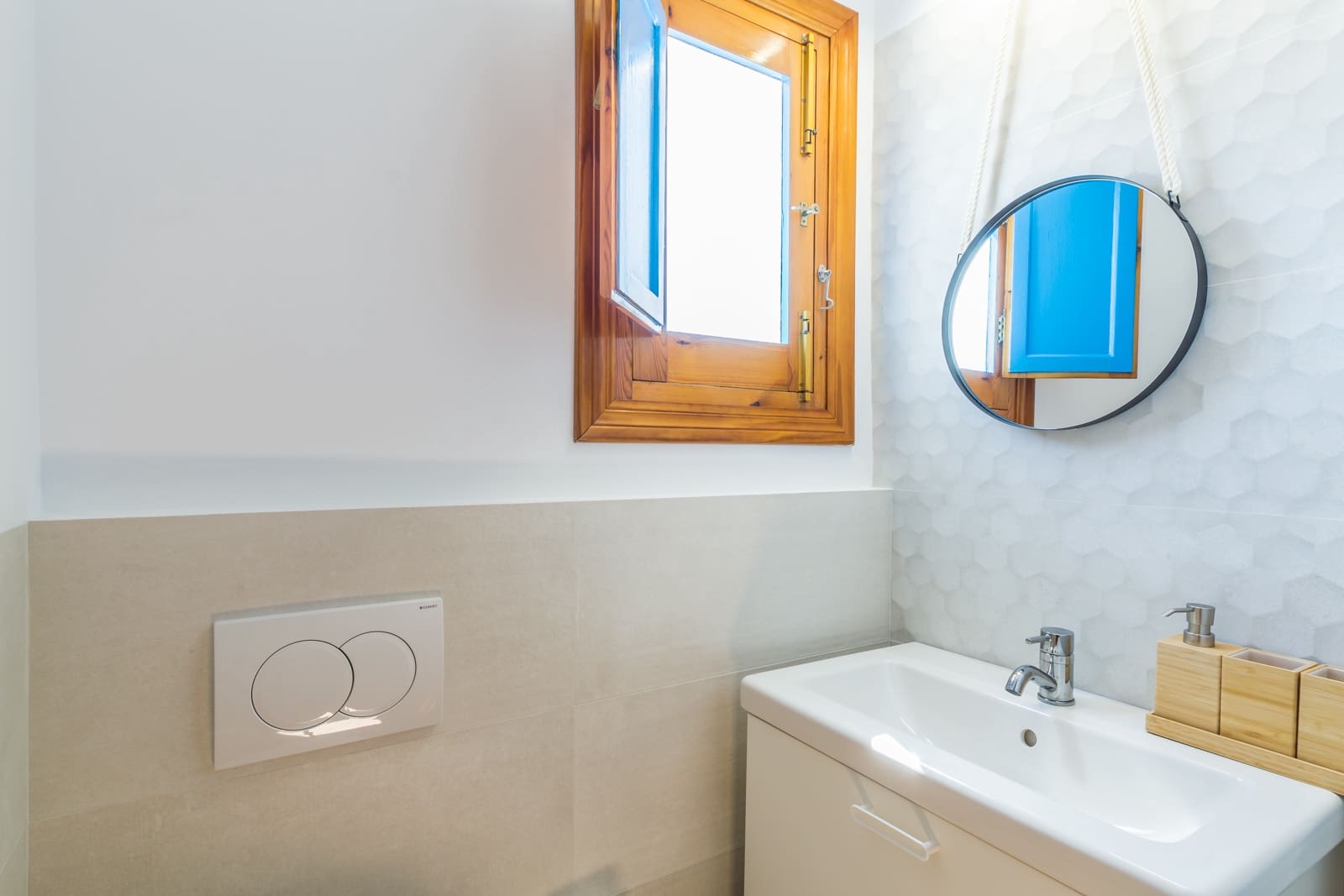 3 soveværelse Byhus til leje i Almunecar - € 875 (Ref: 8923271)