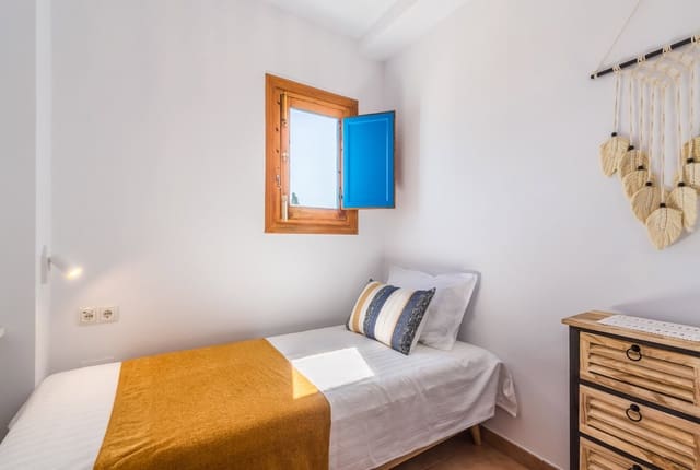 3 slaapkamer Huis te huur in Almuñécar - € 875 (Ref: 8923271)